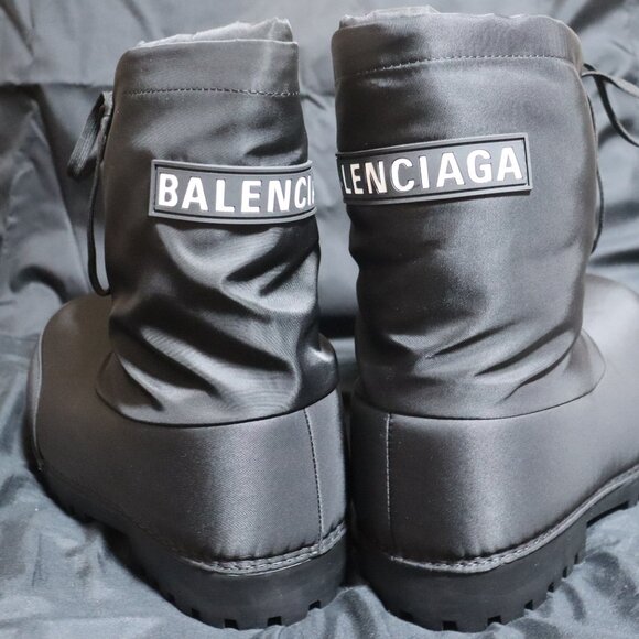 Balenciaga Alaska Boots - Picture 2 of 8